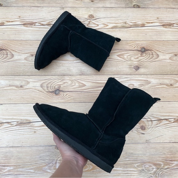 American Eagle Outfitters Black Lined Winter Boots - Picture 2 of 16